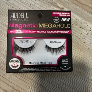 Ardell Professional Magnetic Lashes W/Magnetic Glue, Demi Whispies NIB
